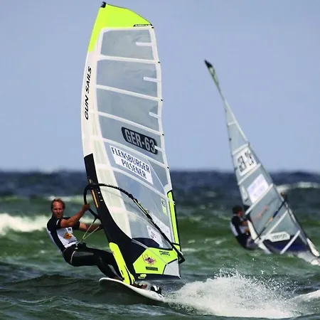 House F994 Comfortable * Φέμαρν